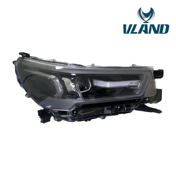2020–2024 Toyota Hilux Head Light5