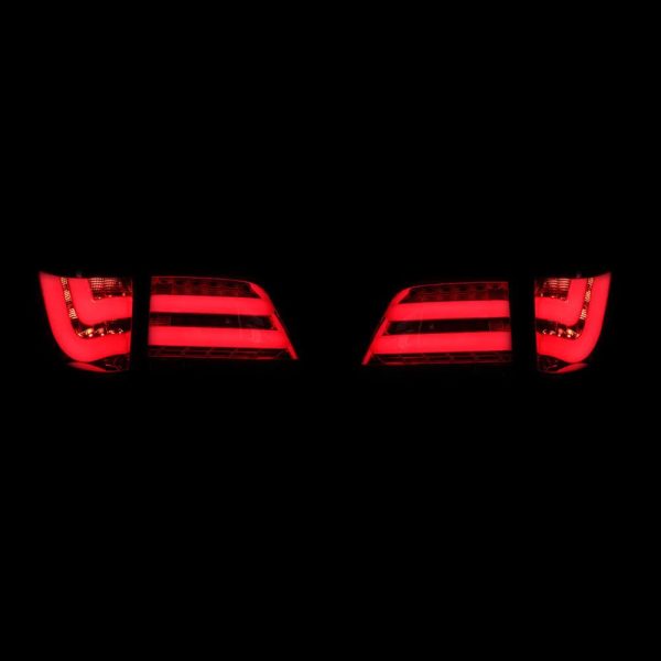 2011–2015 Toyota Fortuner Tail Light – Smoke - Image 2